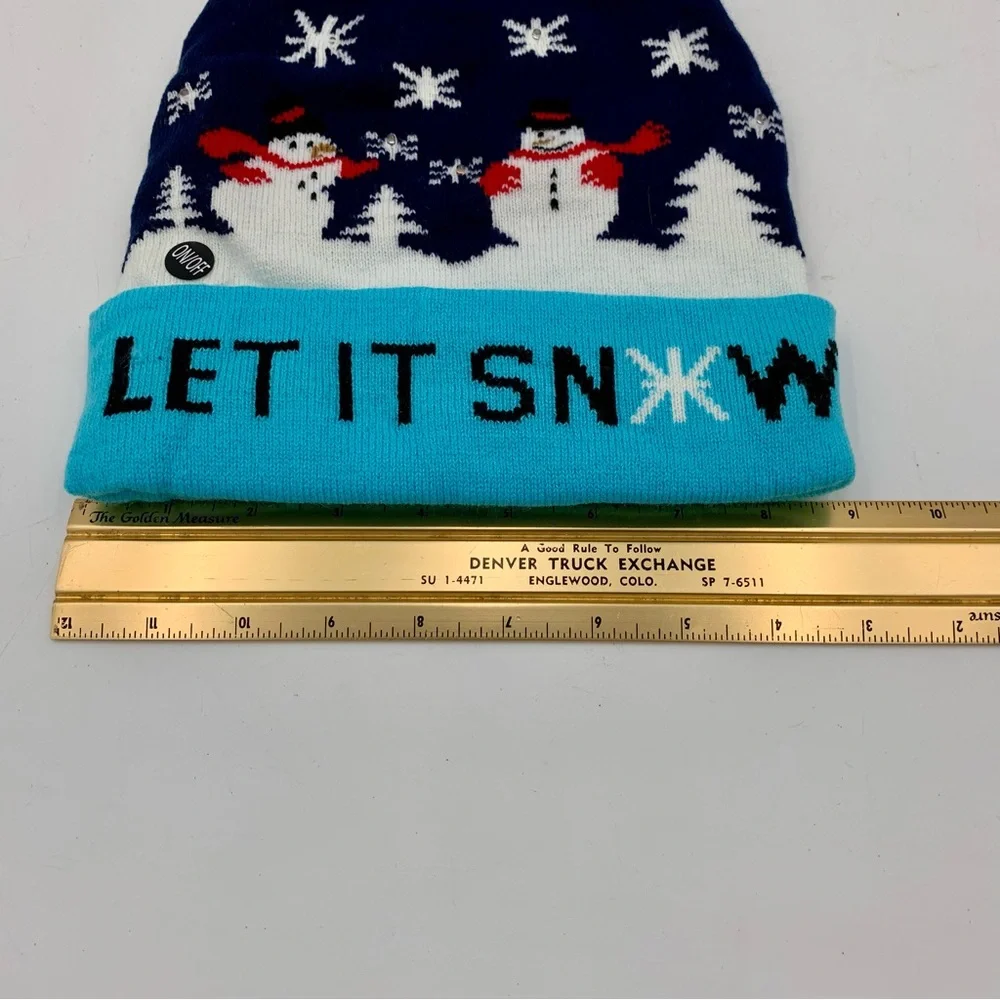 NWOT Christmas Gift Winter Hat Beanie Scarf LED Lights Let It‎ Snow Snowman Kids